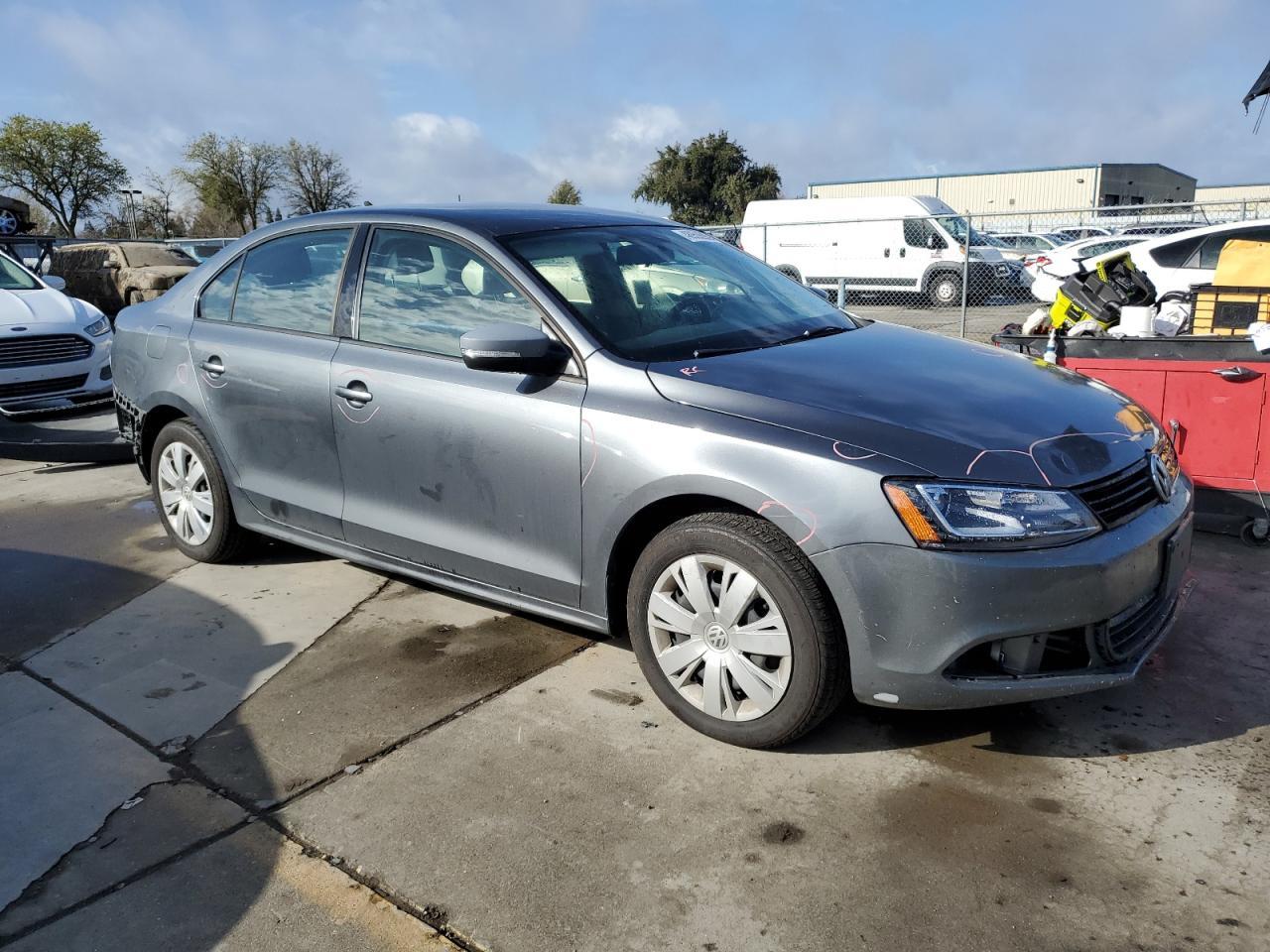2014 VOLKSWAGEN JETTA SE - Фото 4