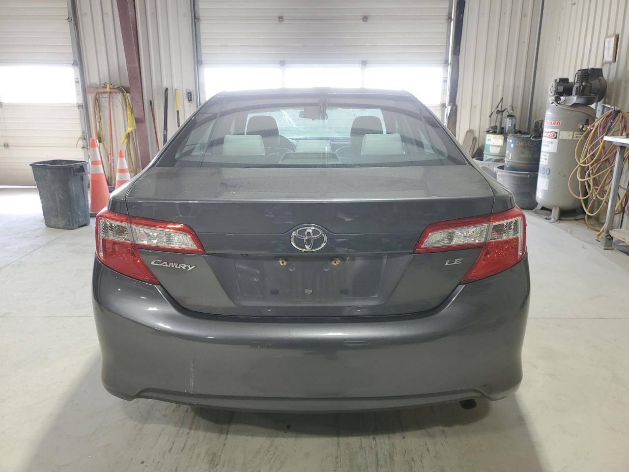 2014 TOYOTA CAMRY L - Image 6
