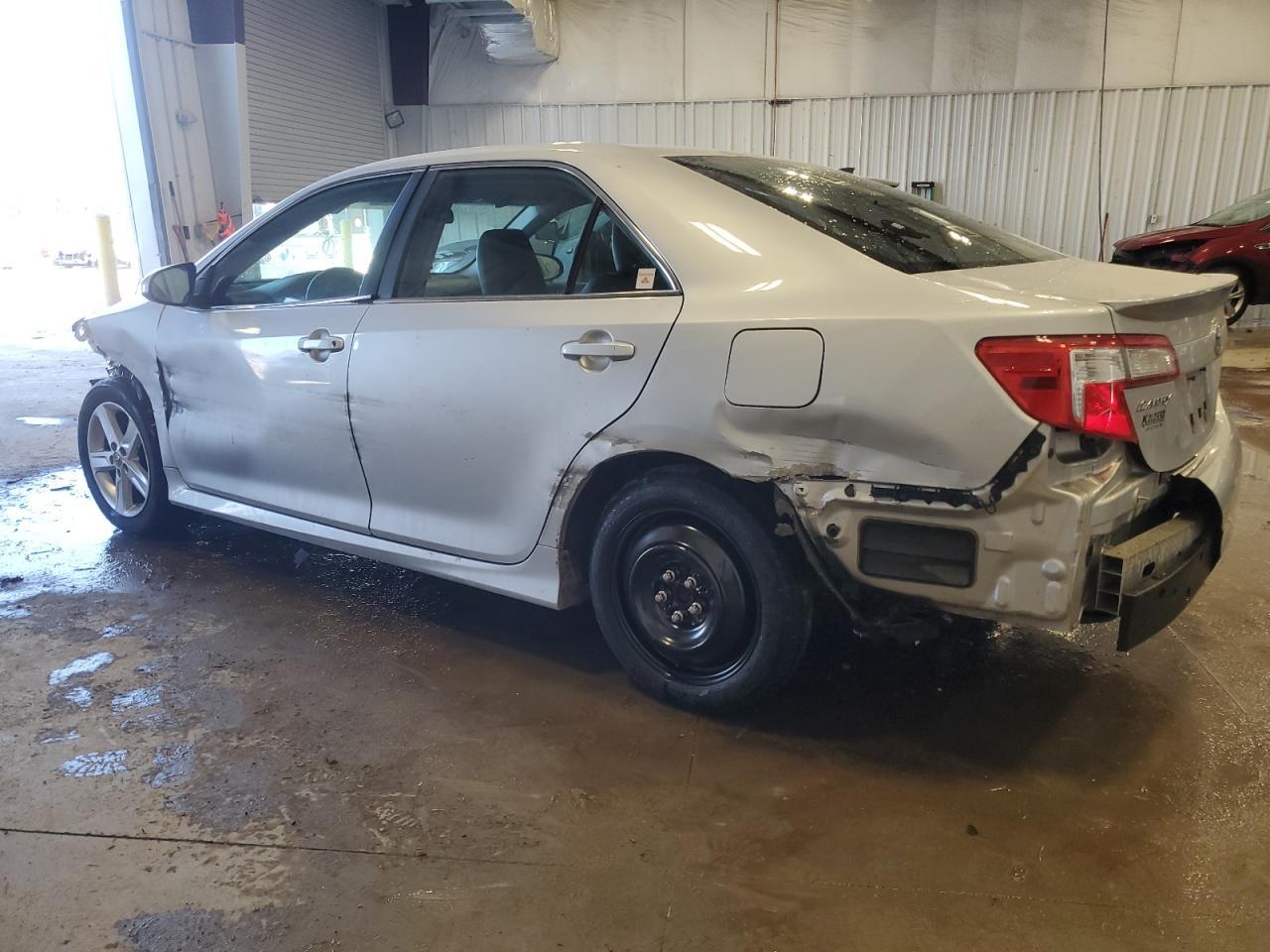 2012 TOYOTA CAMRY BASE - Фото 2