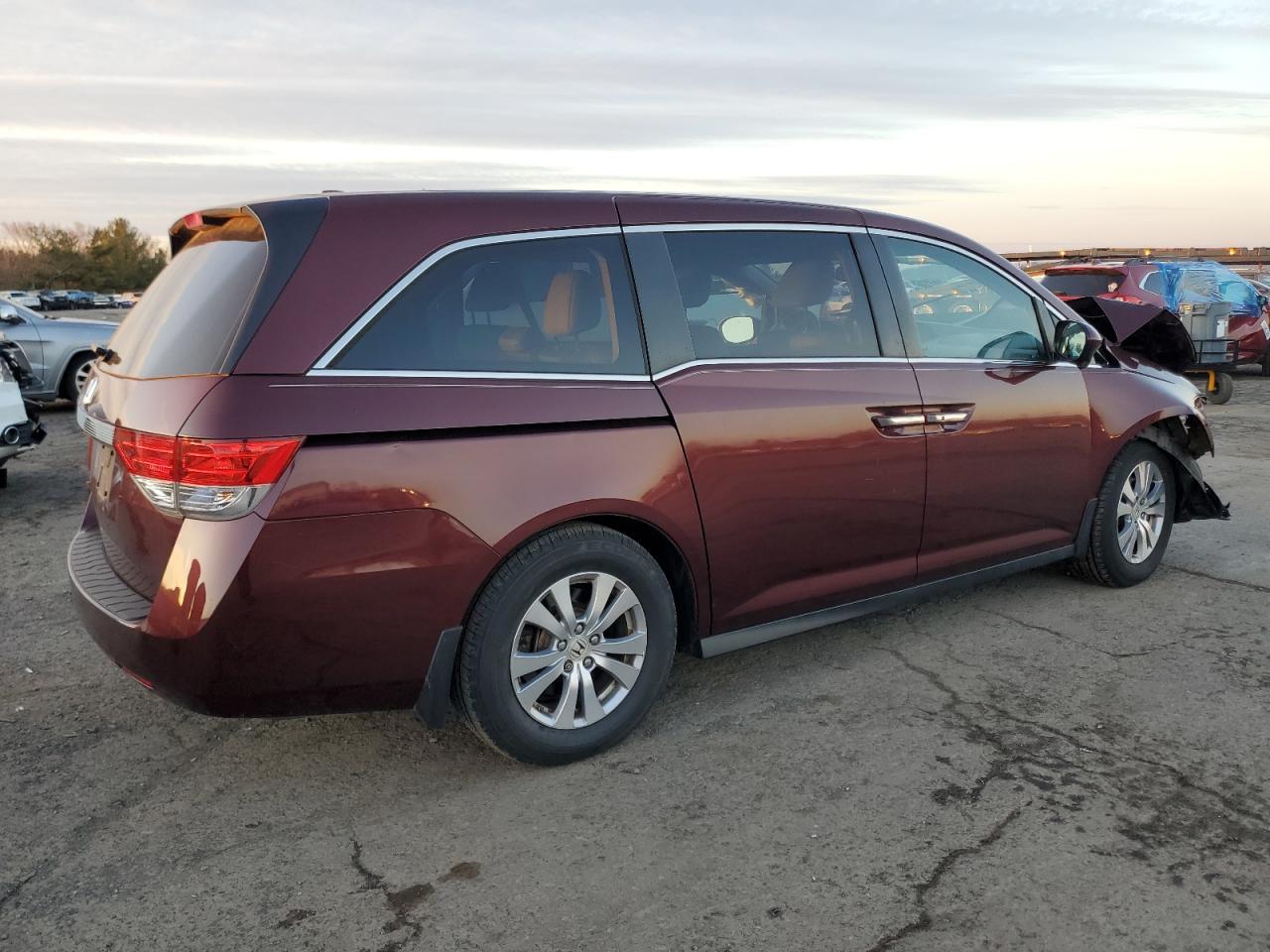2016 HONDA ODYSSEY EX - Фото 3