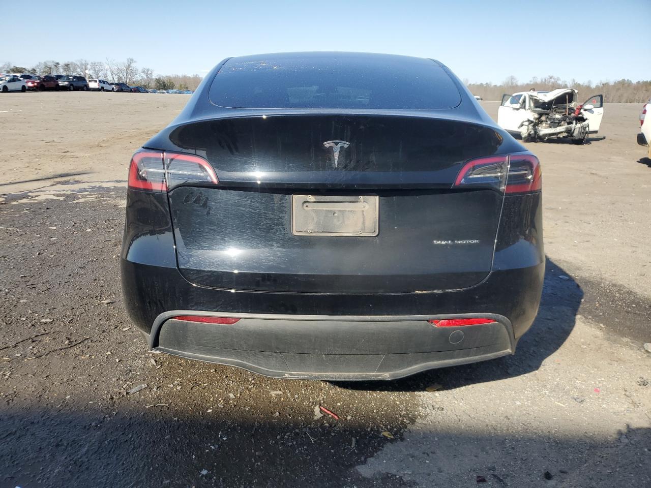 2023 TESLA MODEL Y - Фото 6