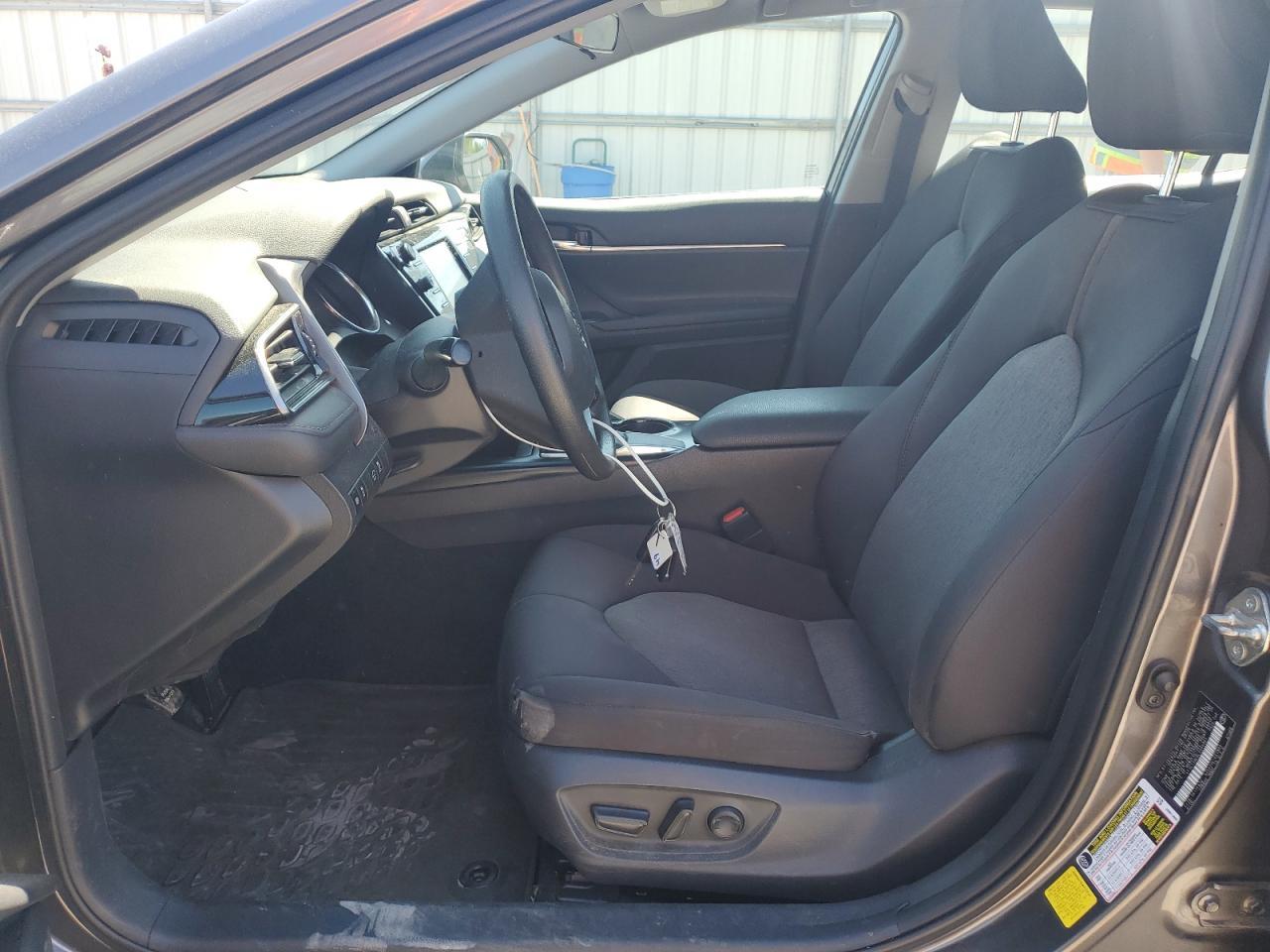 2020 TOYOTA CAMRY LE - Image 7