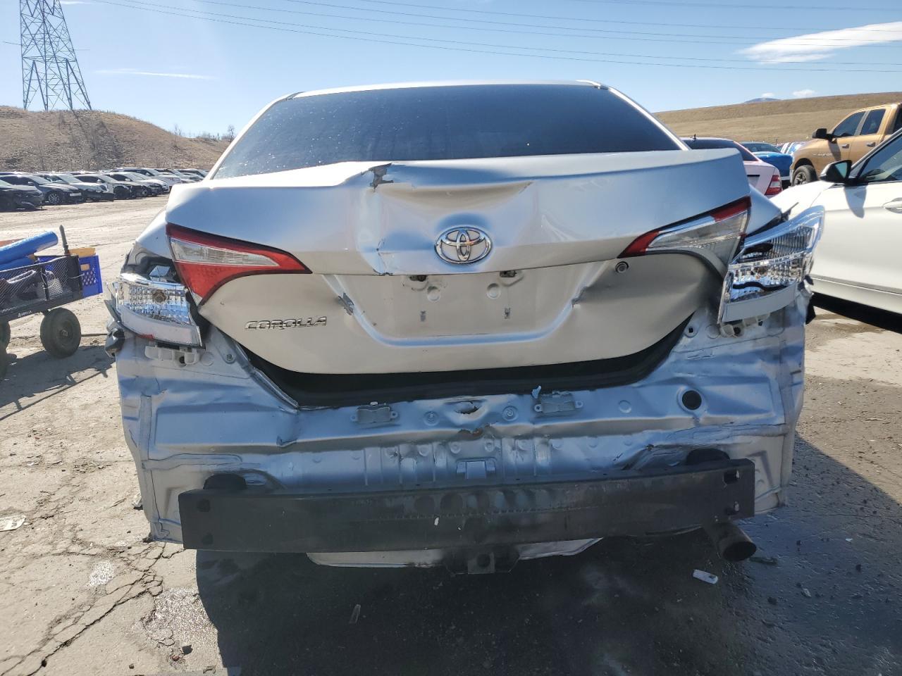 2015 TOYOTA COROLLA L - Image 6