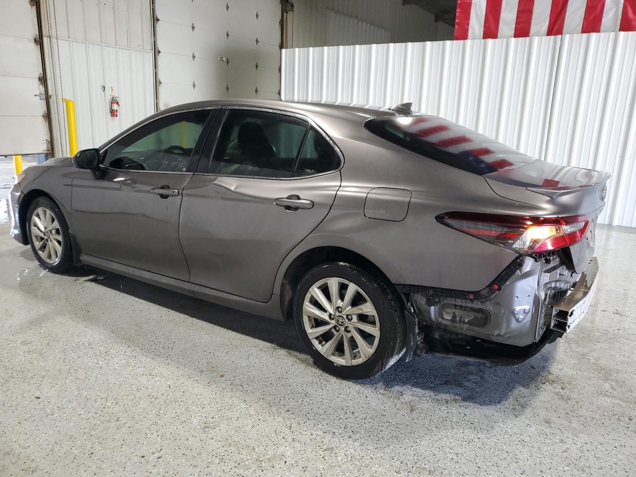 2023 TOYOTA CAMRY LE - Фото 2