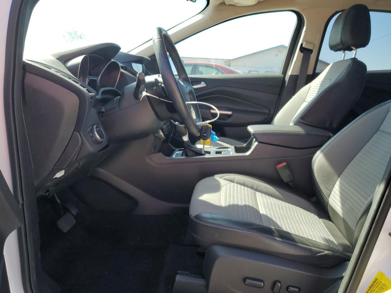 2017 FORD ESCAPE SE - Image 7