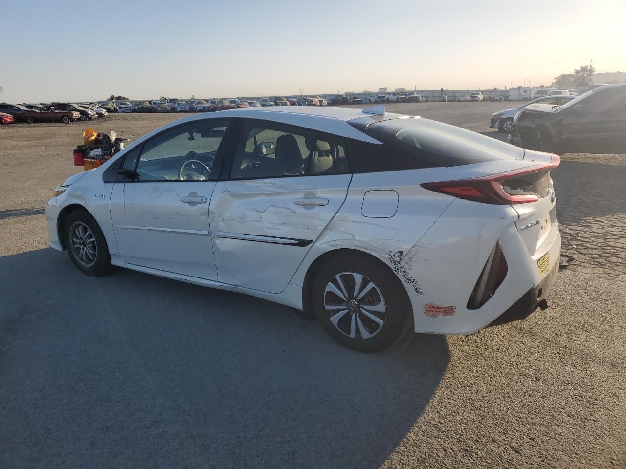 2019 TOYOTA PRIUS PRIM - Image 2
