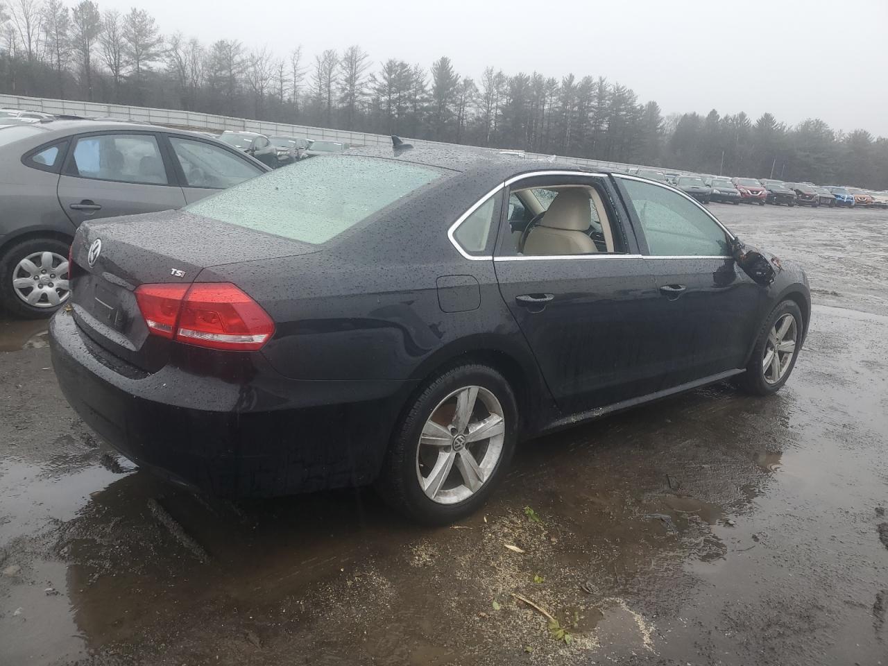 2015 VOLKSWAGEN PASSAT S - Фото 3