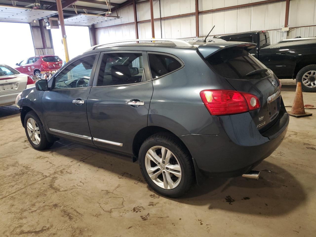 2013 NISSAN ROGUE S - Фото 2