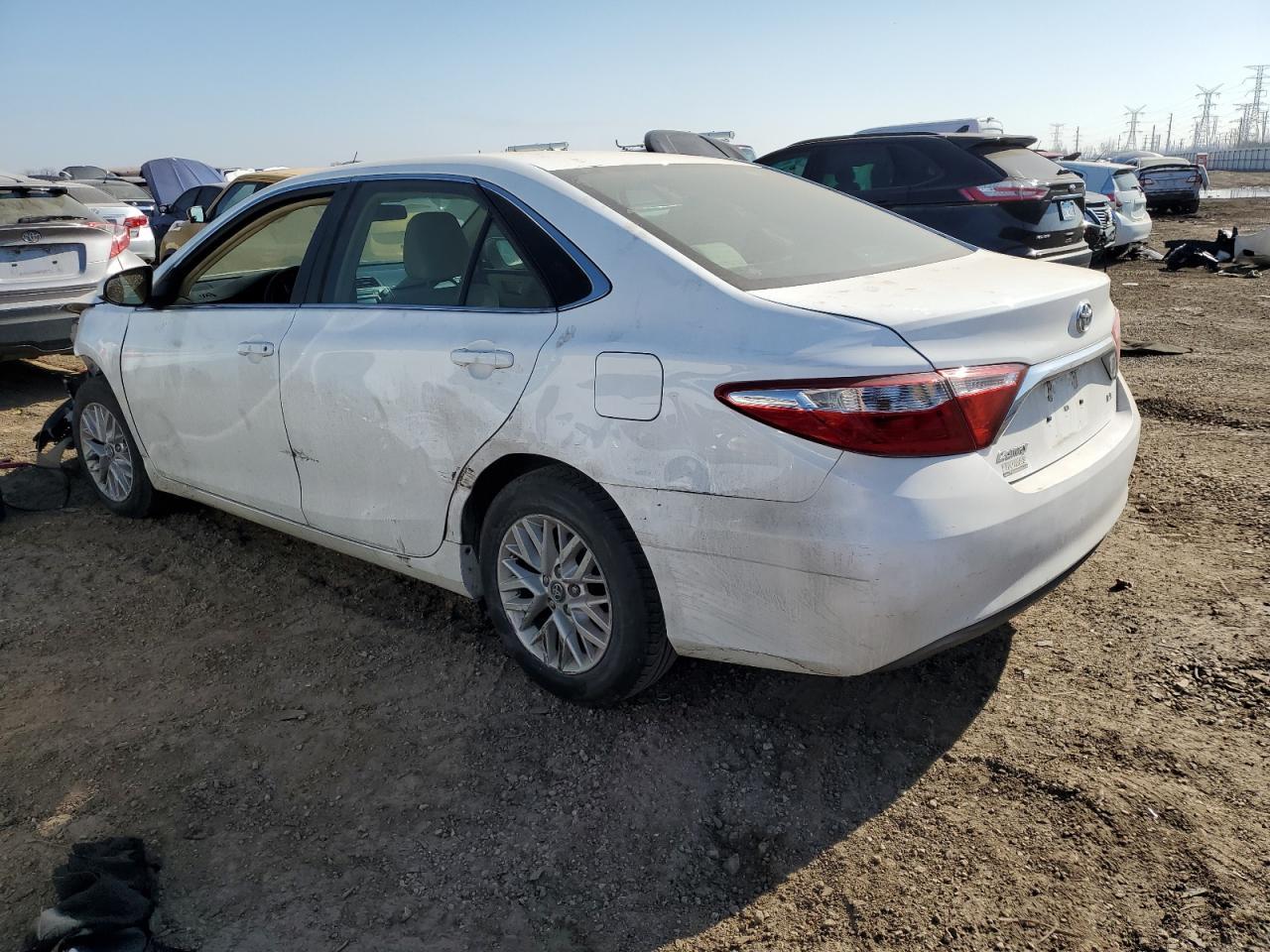 2017 TOYOTA CAMRY LE - Image 2