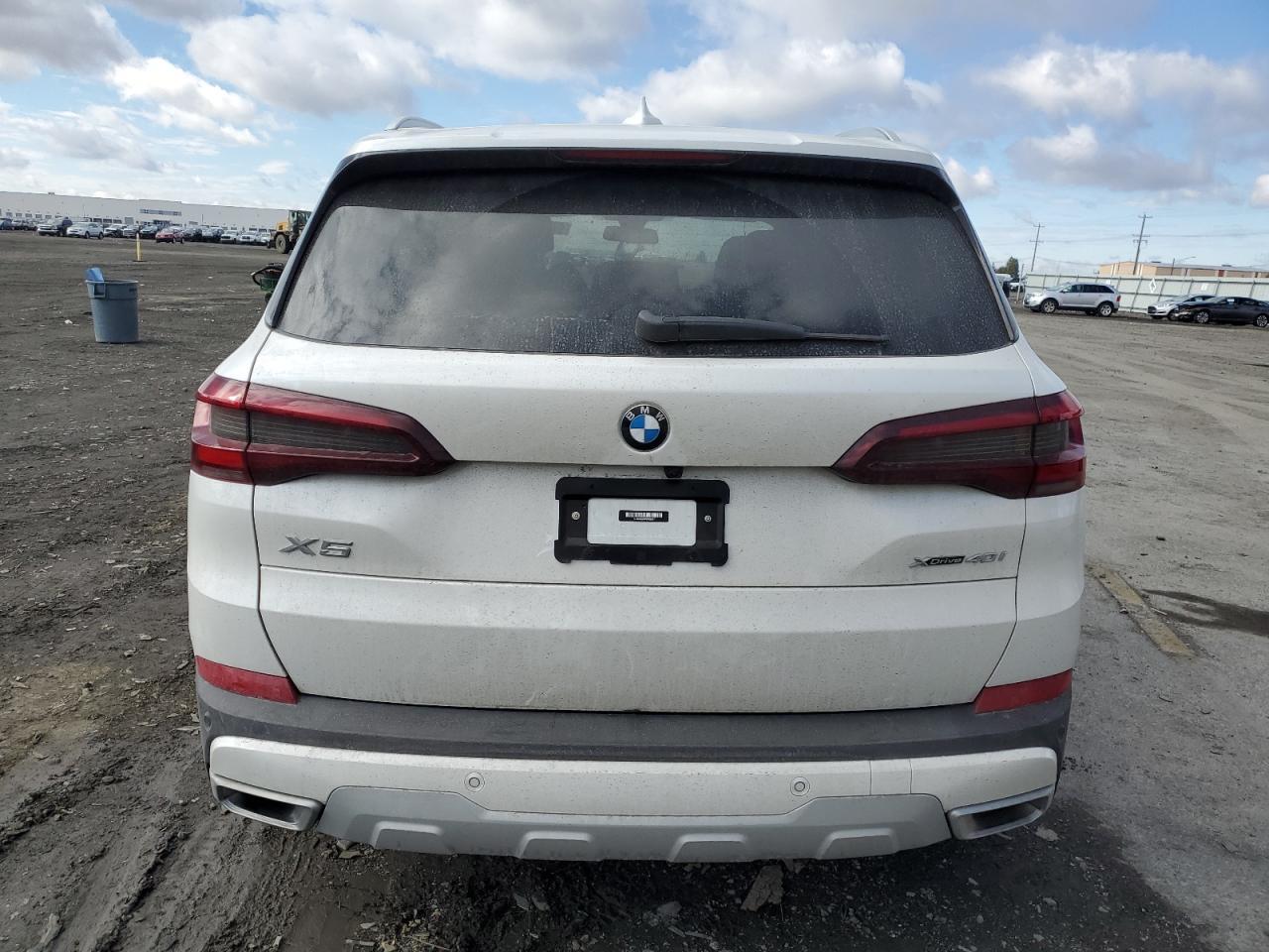 2023 BMW X5 XDRIVE4 - Фото 6