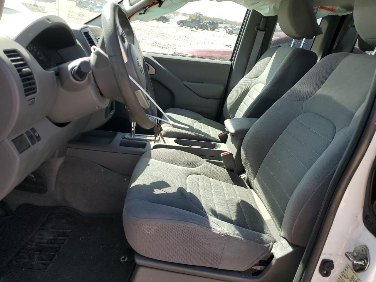 2017 NISSAN FRONTIER S - Image 7