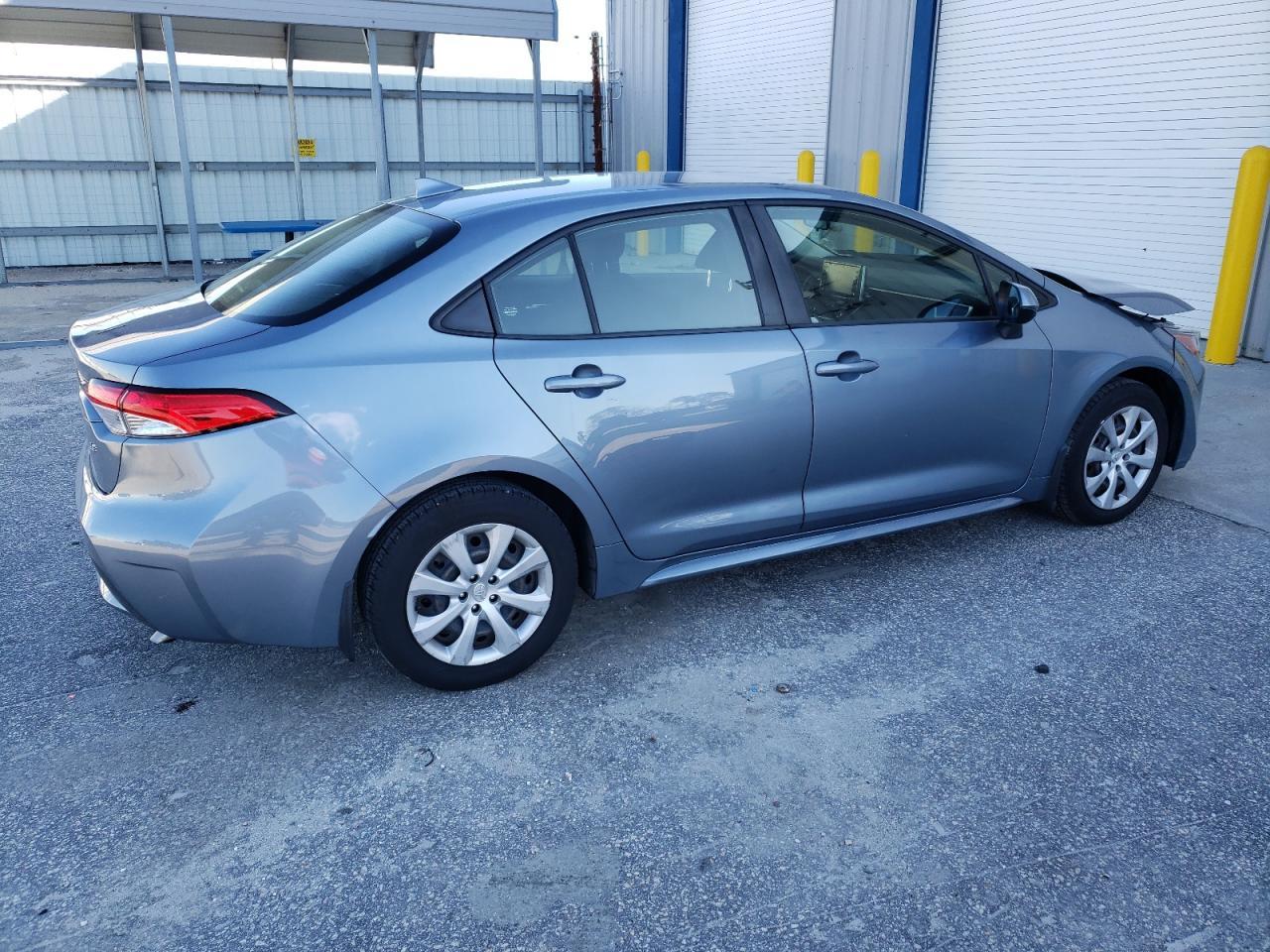 2021 TOYOTA COROLLA LE - Фото 3