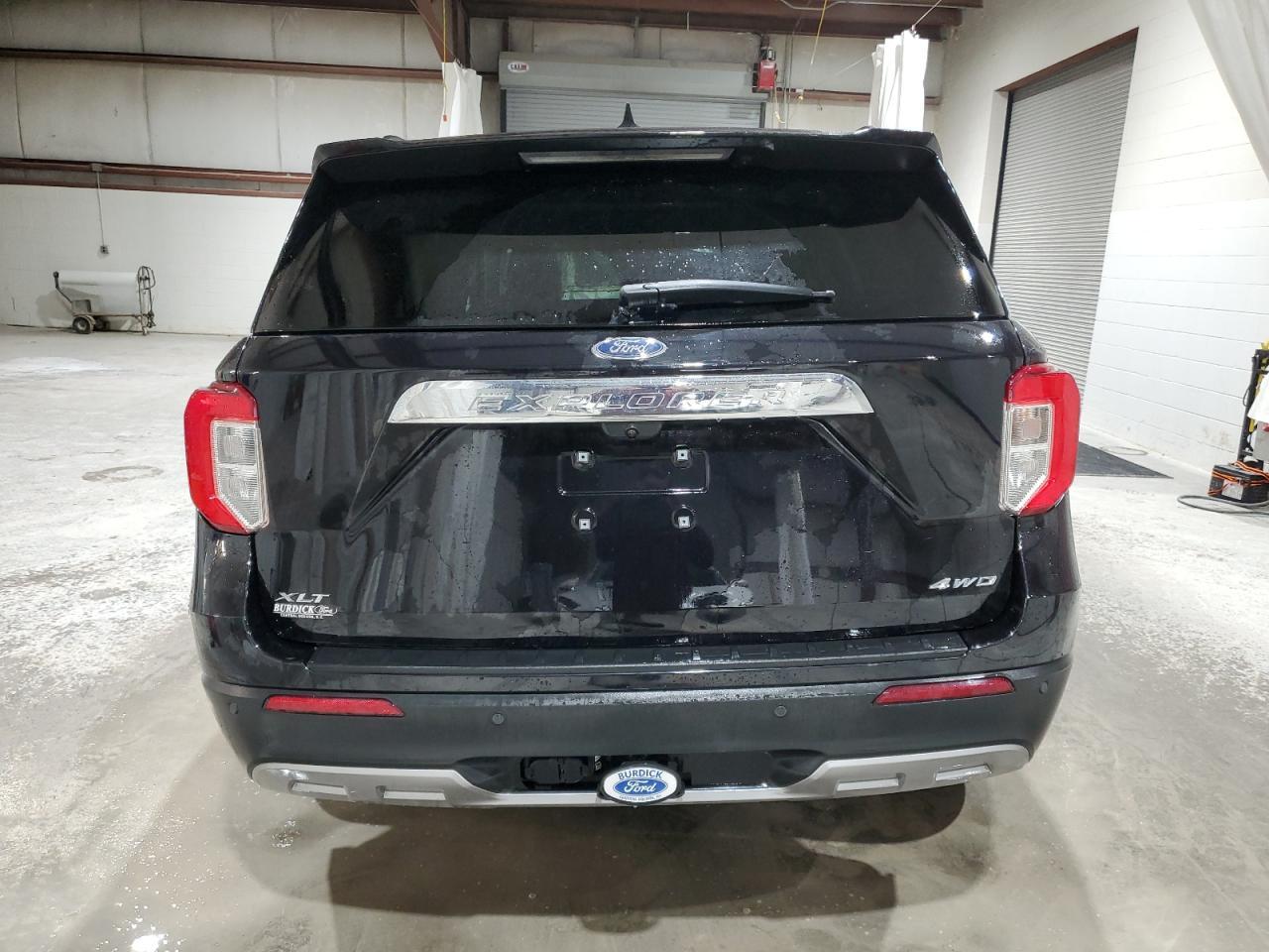 2022 FORD EXPLORER X - Фото 6