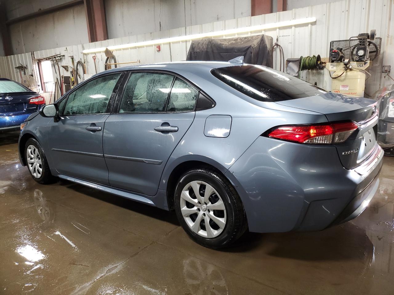 2020 TOYOTA COROLLA LE - Image 2