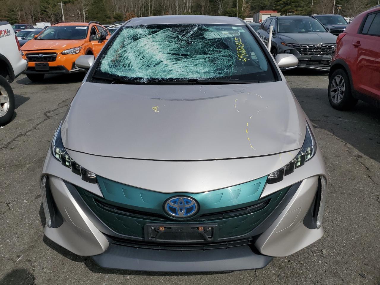 2018 TOYOTA PRIUS PRIM - Image 5