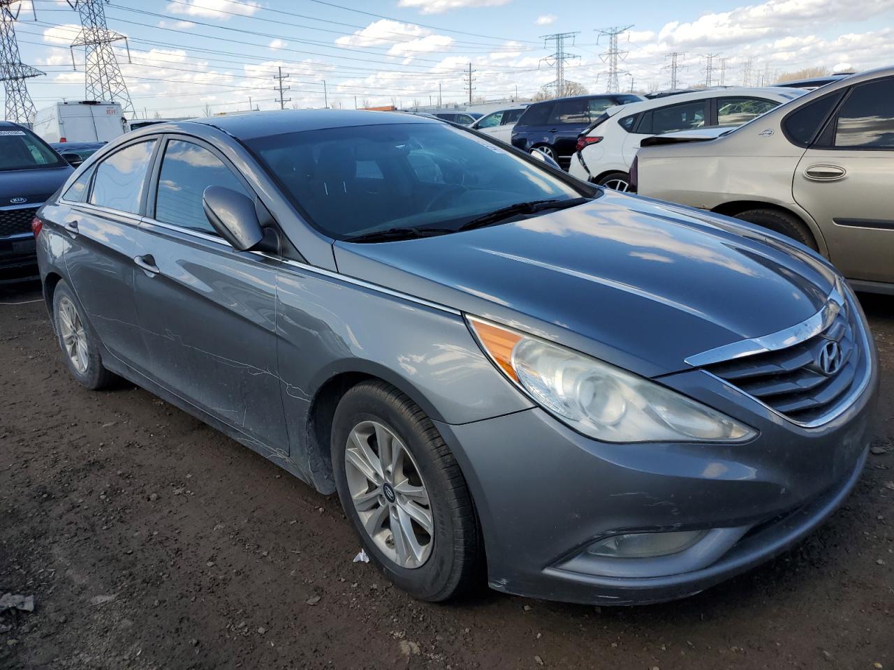 2013 HYUNDAI SONATA GLS - Image 4