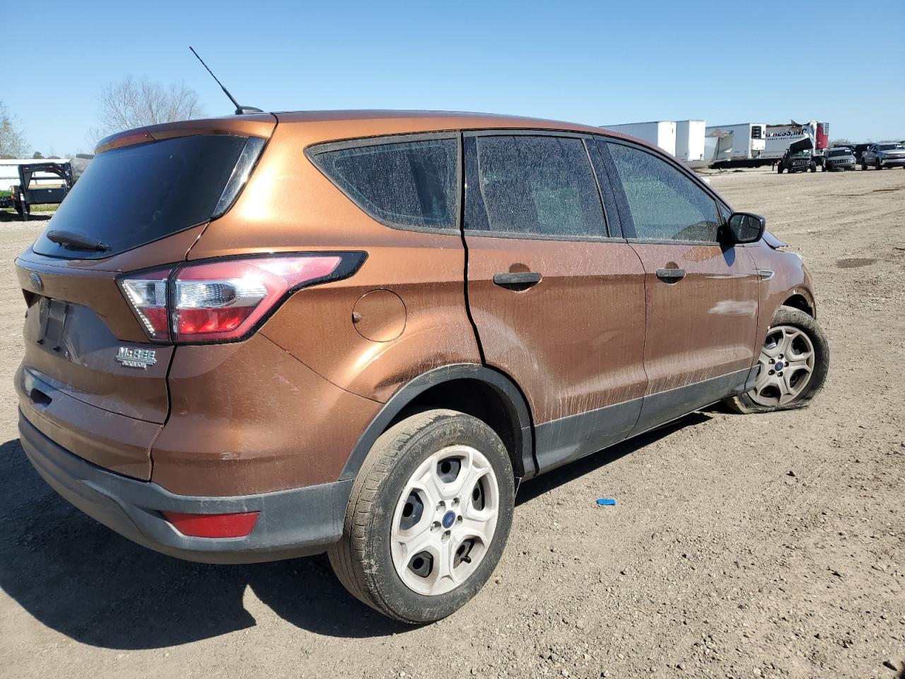 2017 FORD ESCAPE S - Image 3