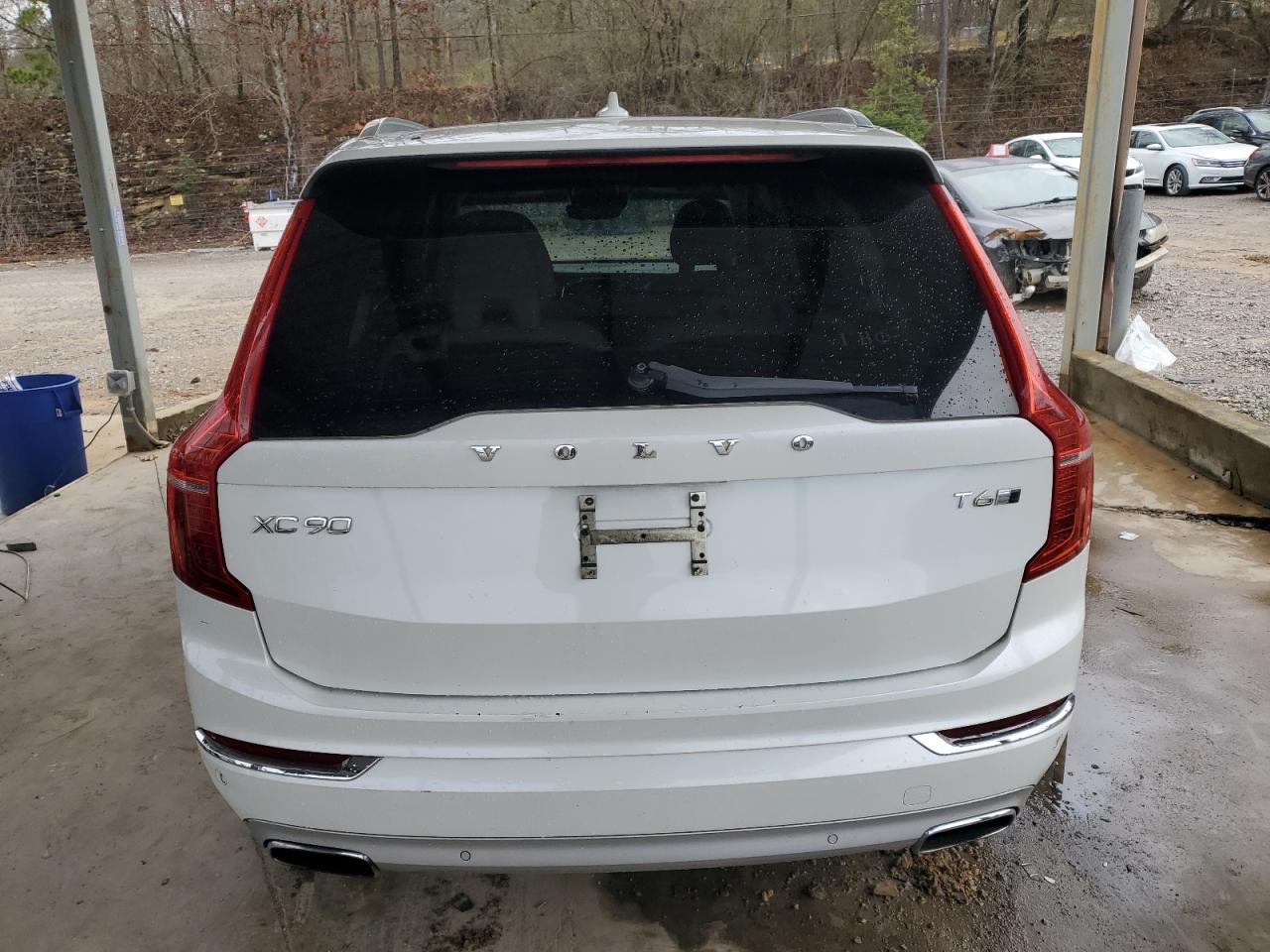 2016 VOLVO XC90 T6 - Фото 6