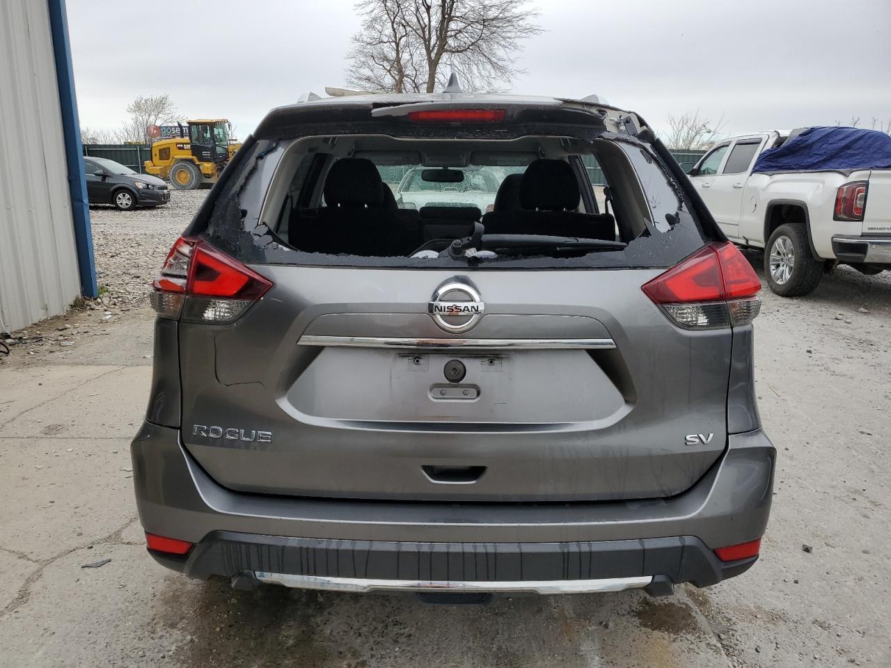 2017 NISSAN ROGUE S - Image 6