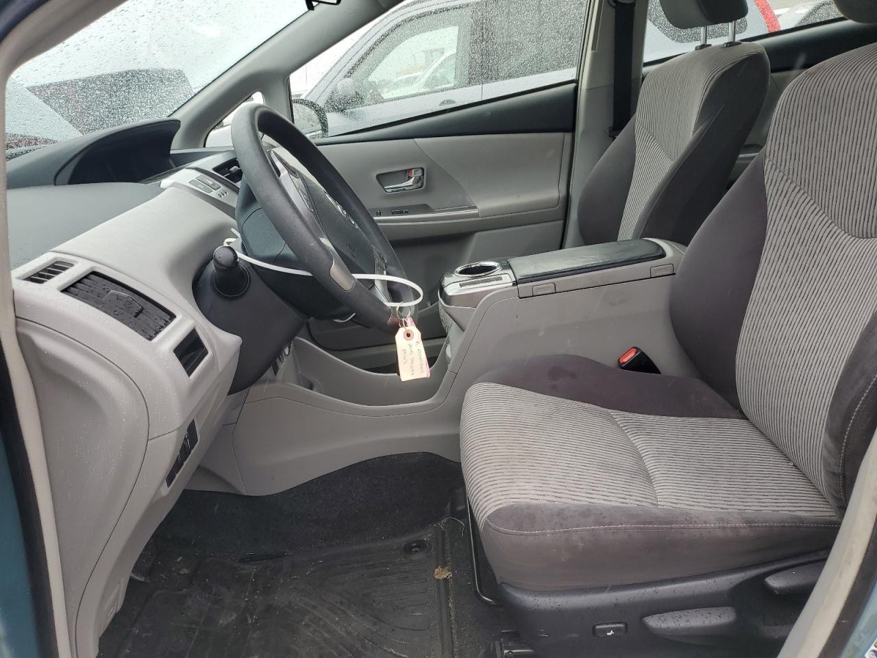2015 TOYOTA PRIUS V - Фото 7