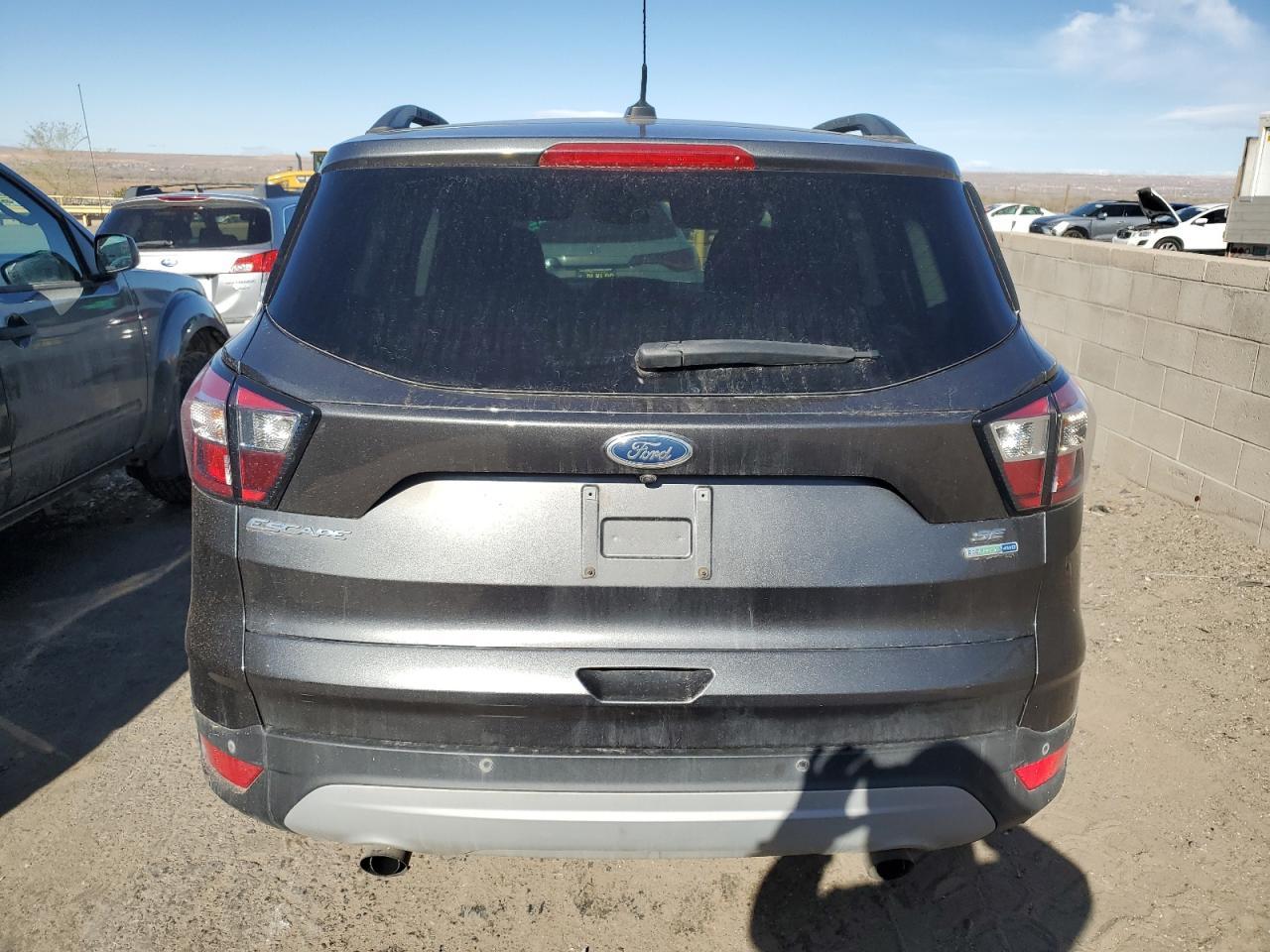 2017 FORD ESCAPE SE - Image 6