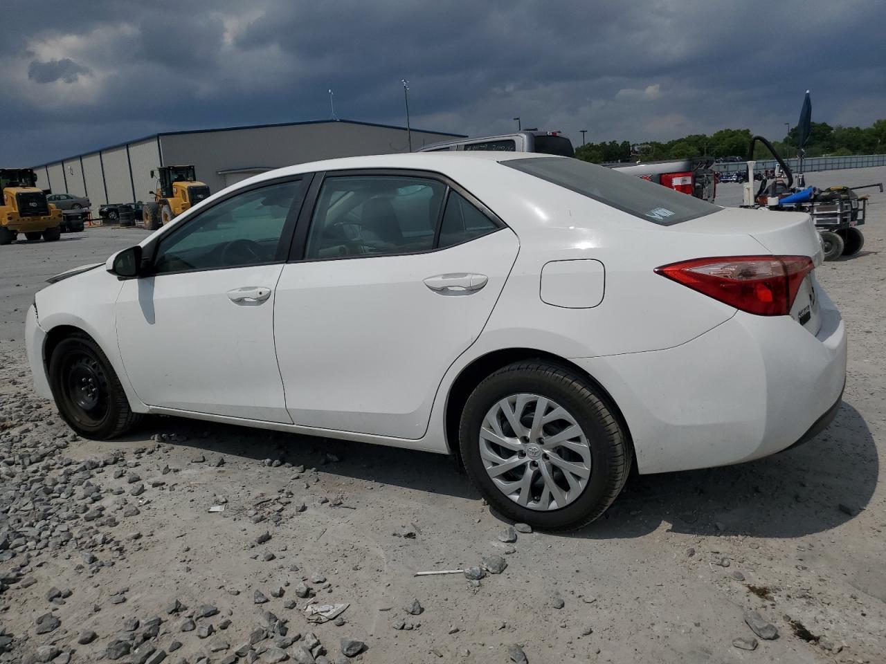 2018 TOYOTA COROLLA L - Image 2