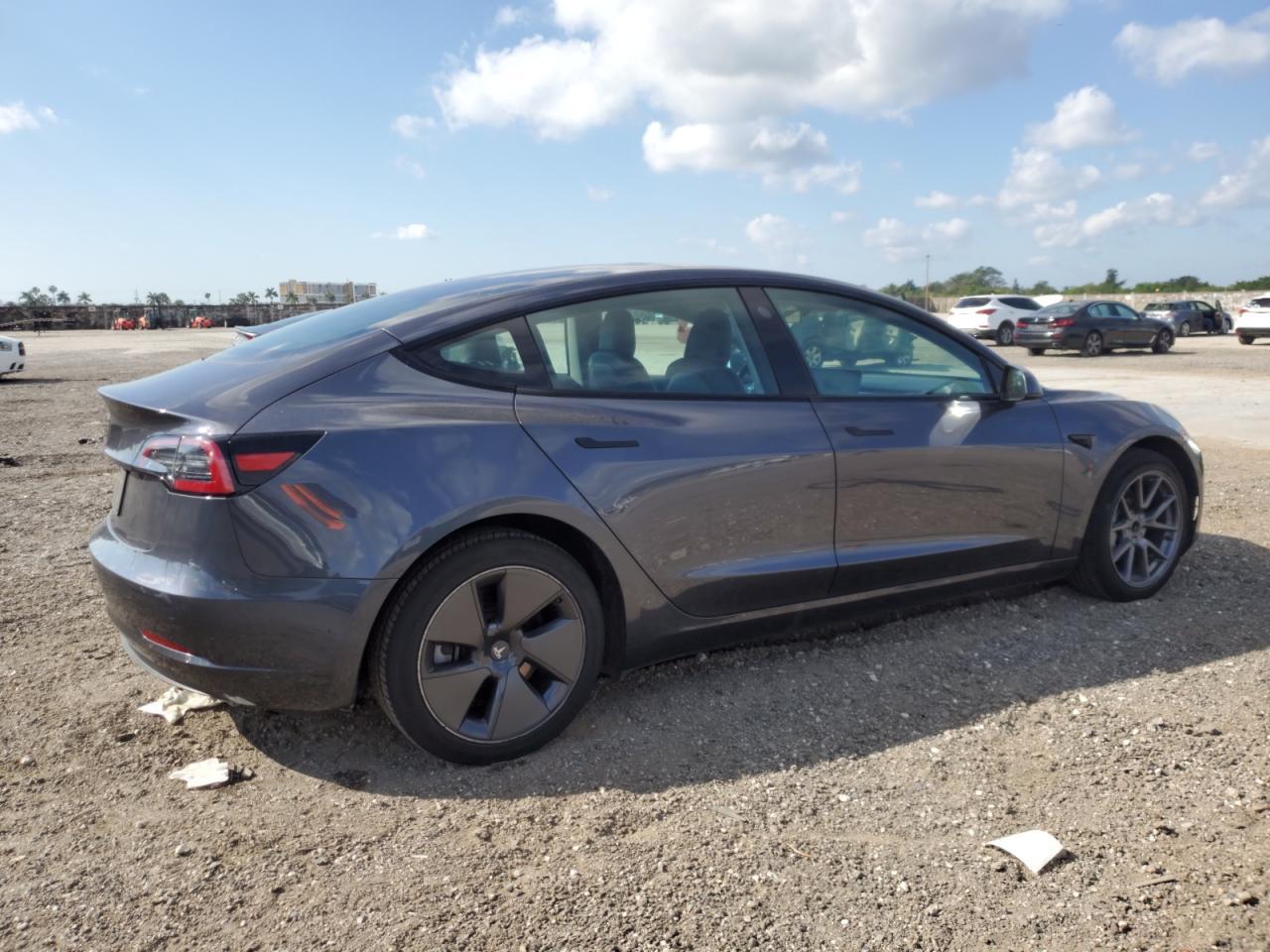2023 TESLA MODEL 3 - Фото 3
