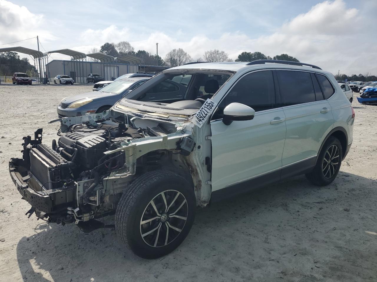 2021 VOLKSWAGEN TIGUAN SE
