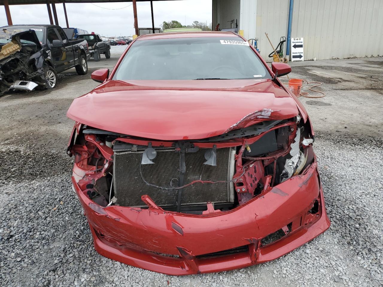 2014 TOYOTA CAMRY L - Image 5