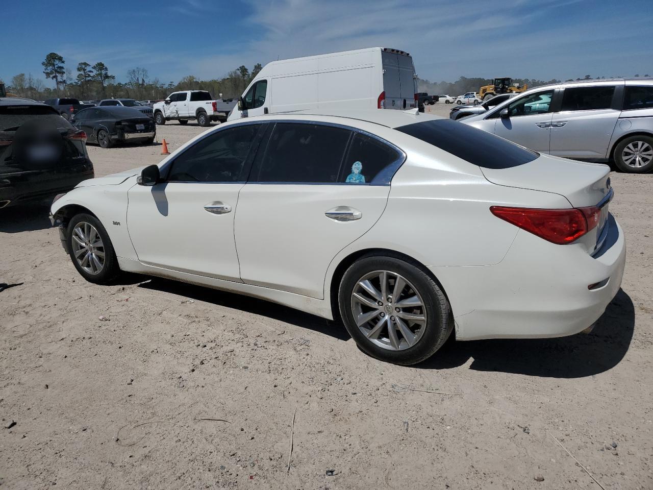 2016 INFINITI Q50 PREMIU - Фото 2