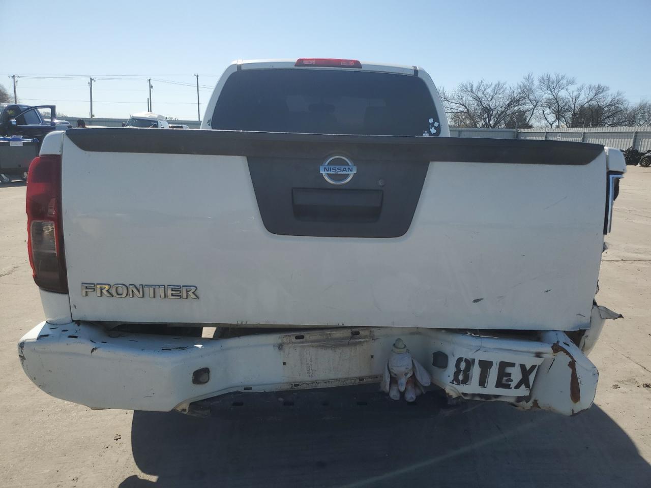 2017 NISSAN FRONTIER S - Image 6