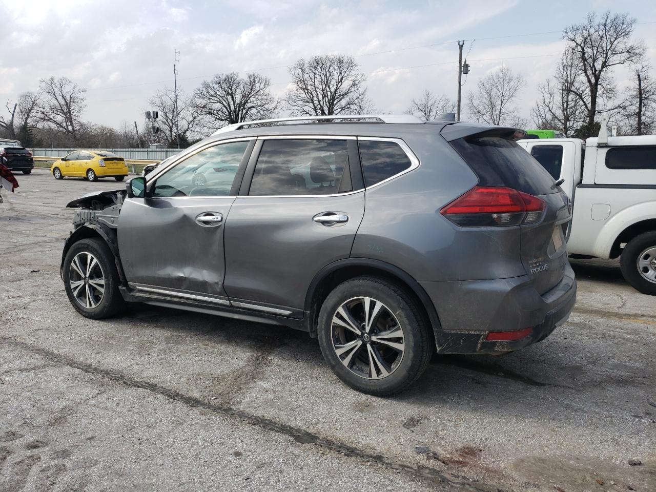 2017 NISSAN ROGUE S - Image 2
