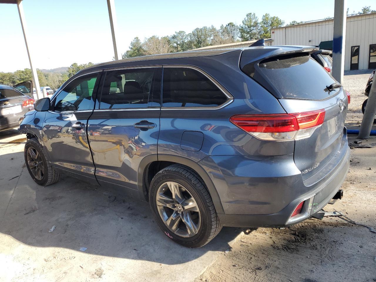 2018 TOYOTA HIGHLANDER - Фото 2