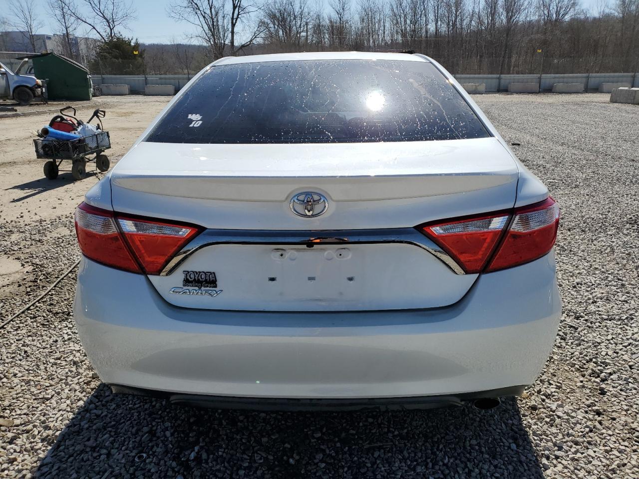2017 TOYOTA CAMRY LE - Image 6