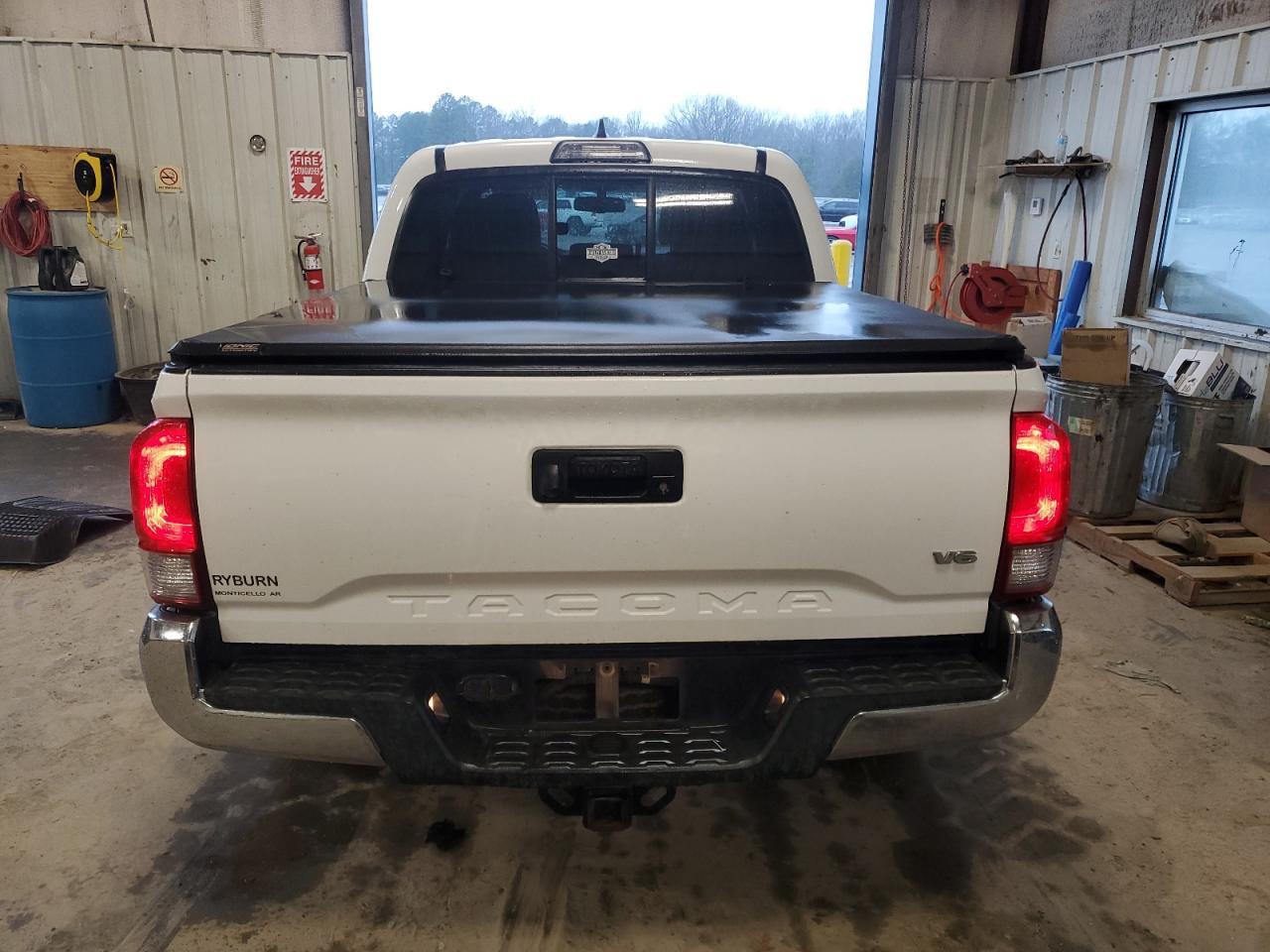 2016 TOYOTA TACOMA DOU - Image 6