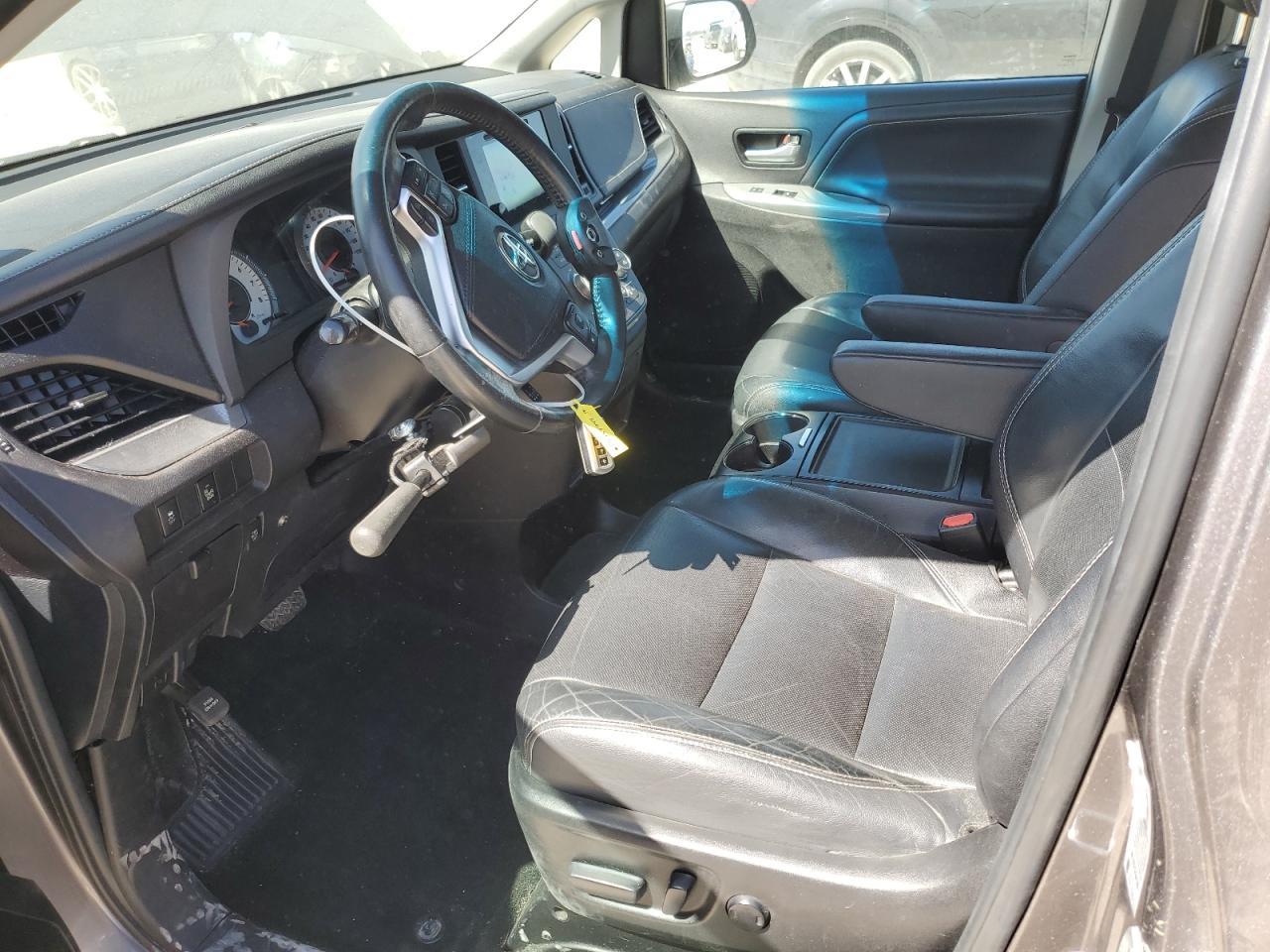 2015 TOYOTA SIENNA SPO - Фото 7