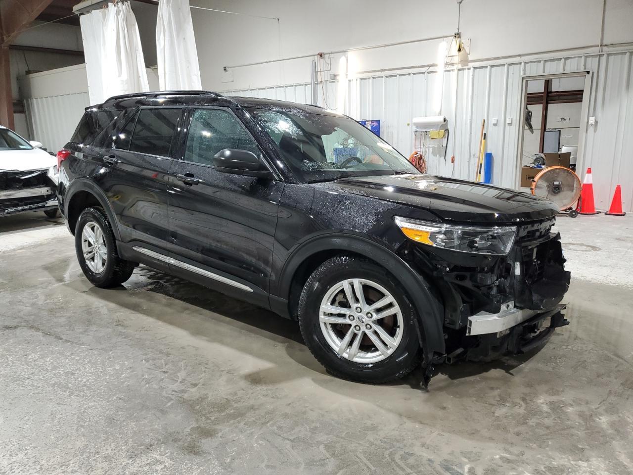 2022 FORD EXPLORER X - Фото 4