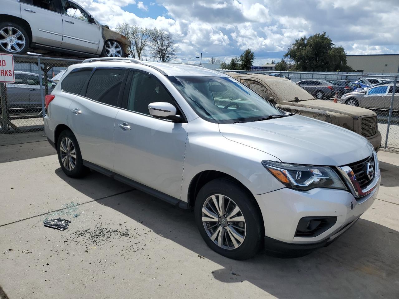 2017 NISSAN PATHFINDER - Image 4