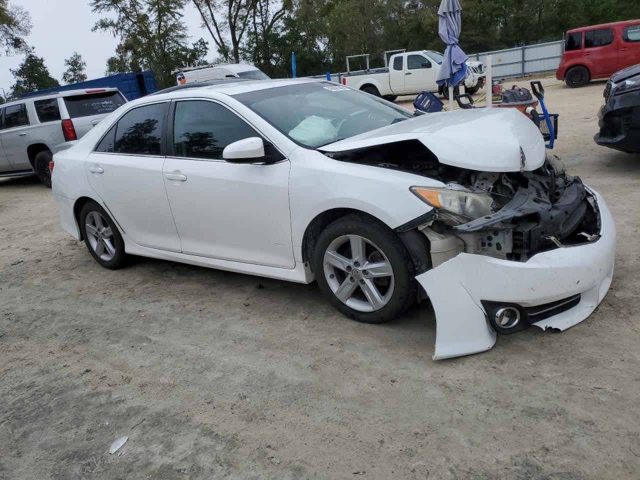 2014 TOYOTA CAMRY L - Фото 4