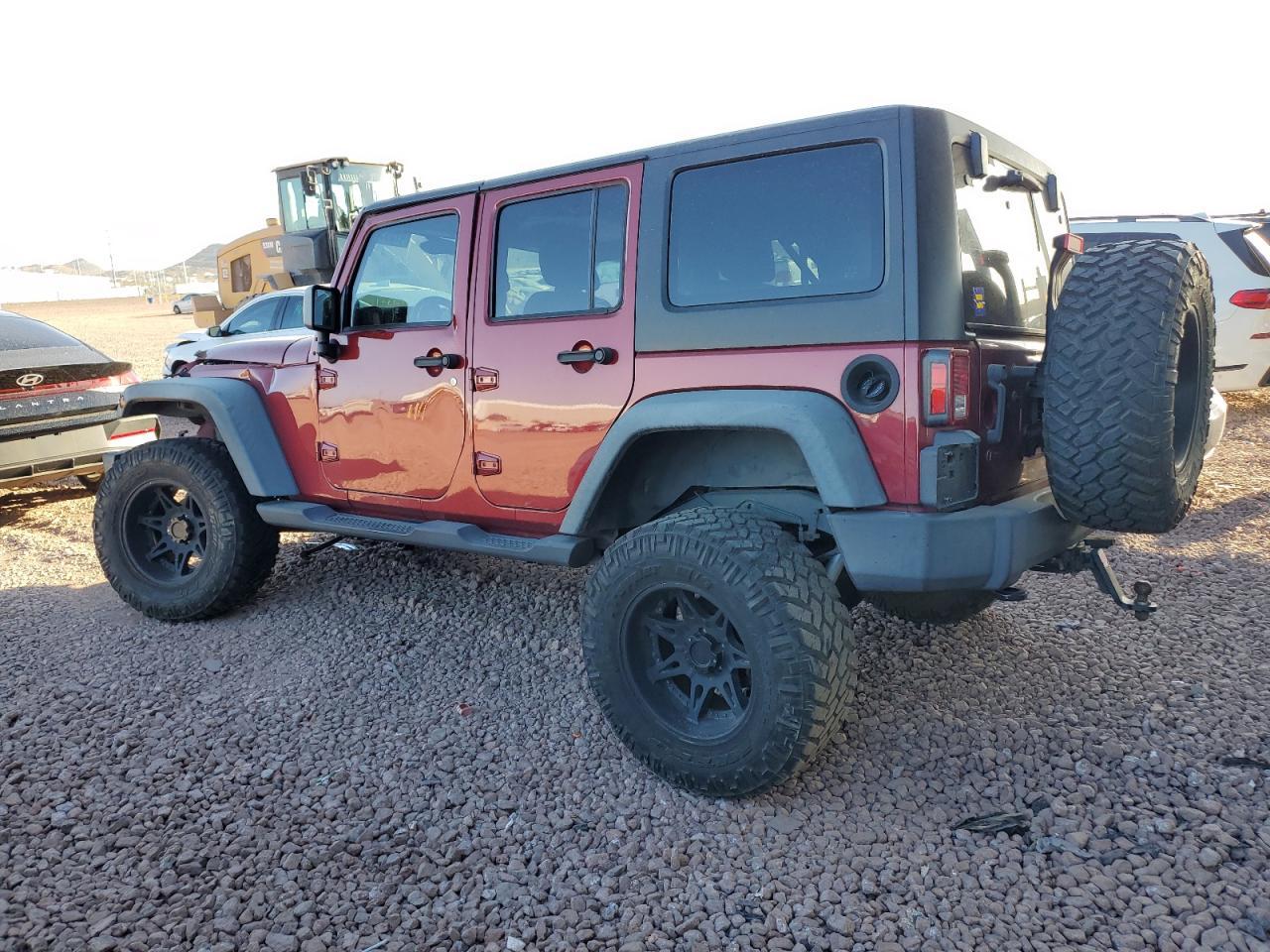 2012 JEEP WRANGLER U - Image 2