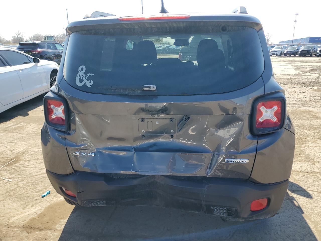 2016 JEEP RENEGADE L - Image 6