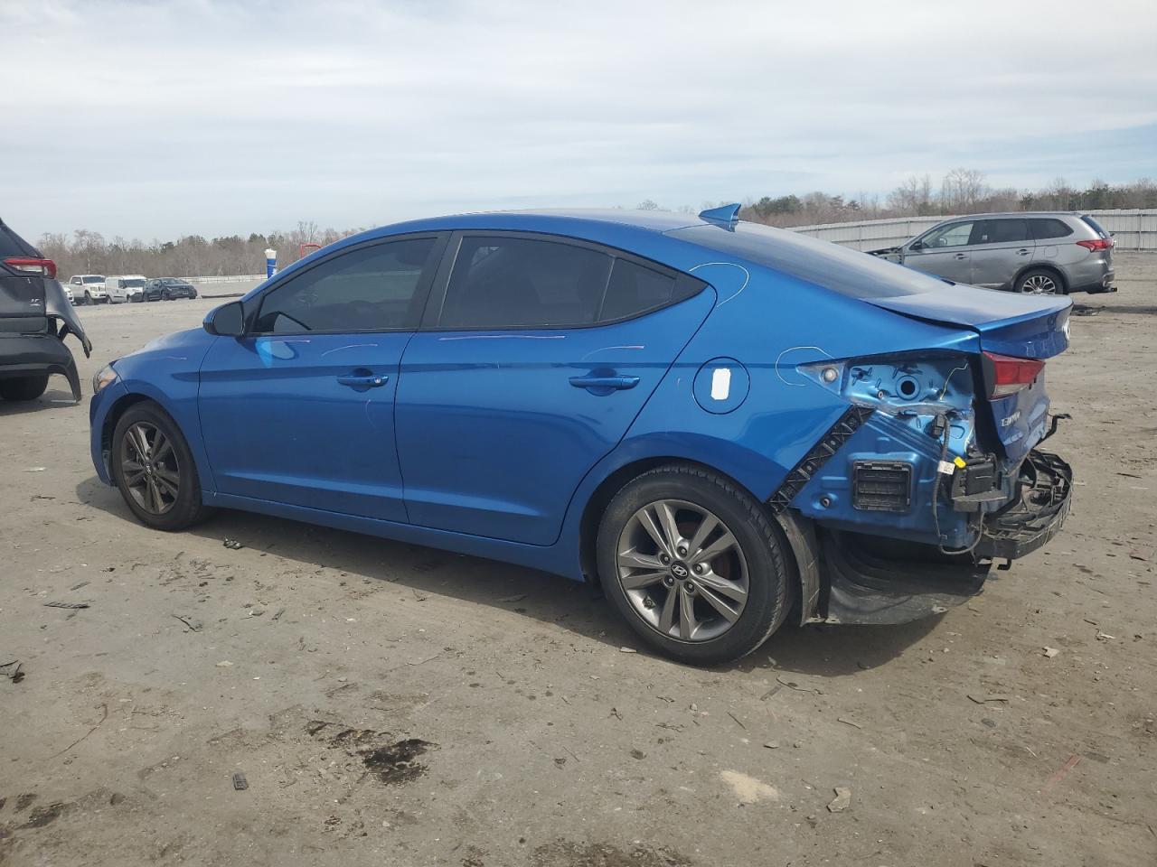 2017 HYUNDAI ELANTRA SE - Image 2
