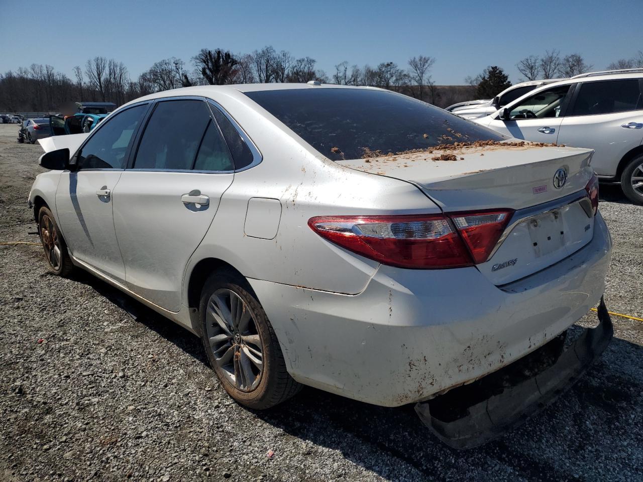 2015 TOYOTA CAMRY LE - Фото 2