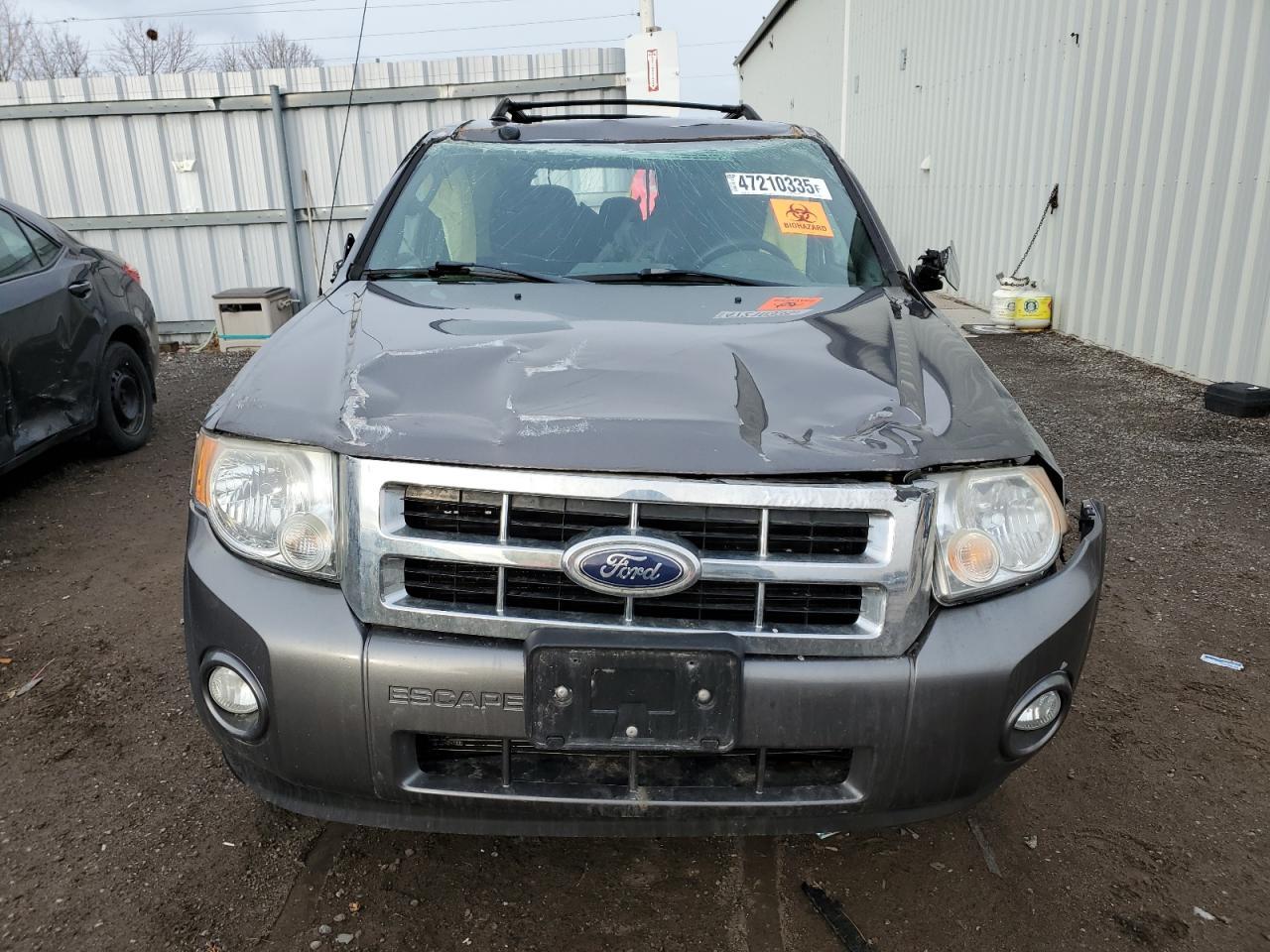 2010 FORD ESCAPE XLT - Image 5