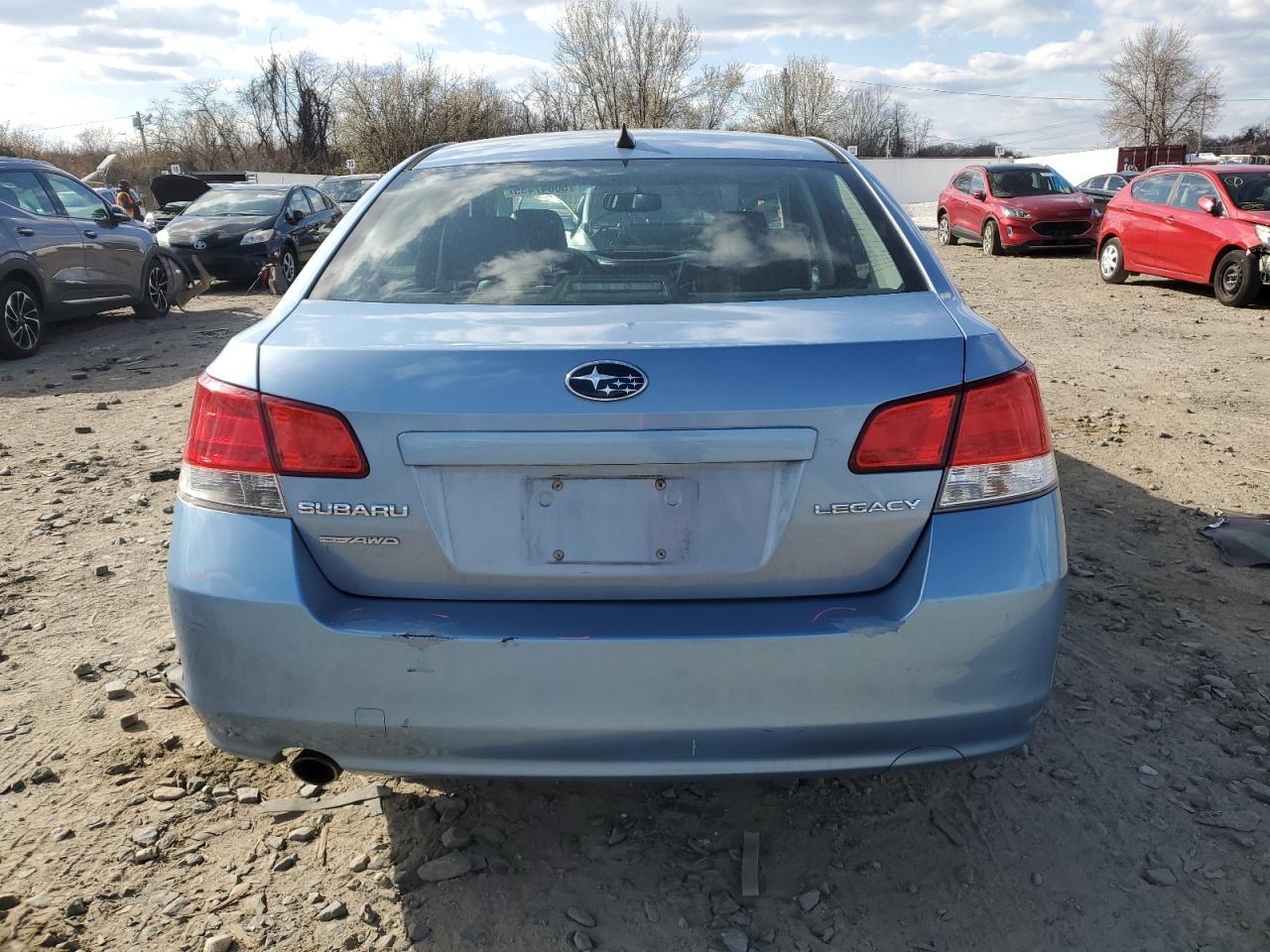2011 SUBARU LEGACY 2.5 - Image 6