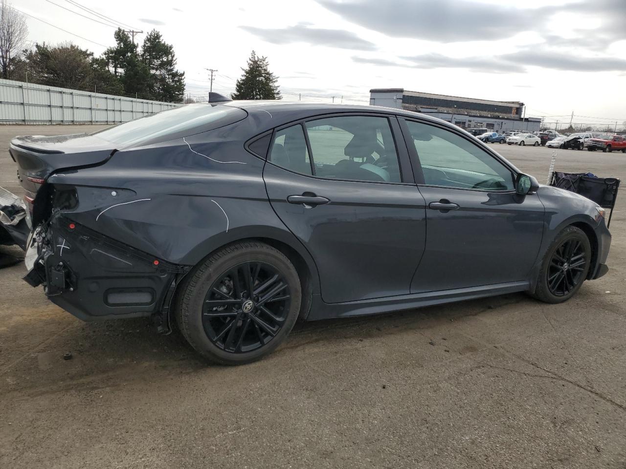 2025 TOYOTA CAMRY XSE - Image 3