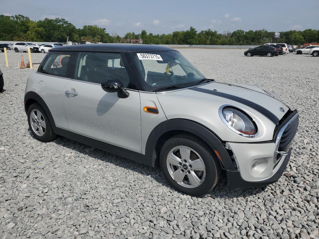 2017 MINI COOPER - Image 4