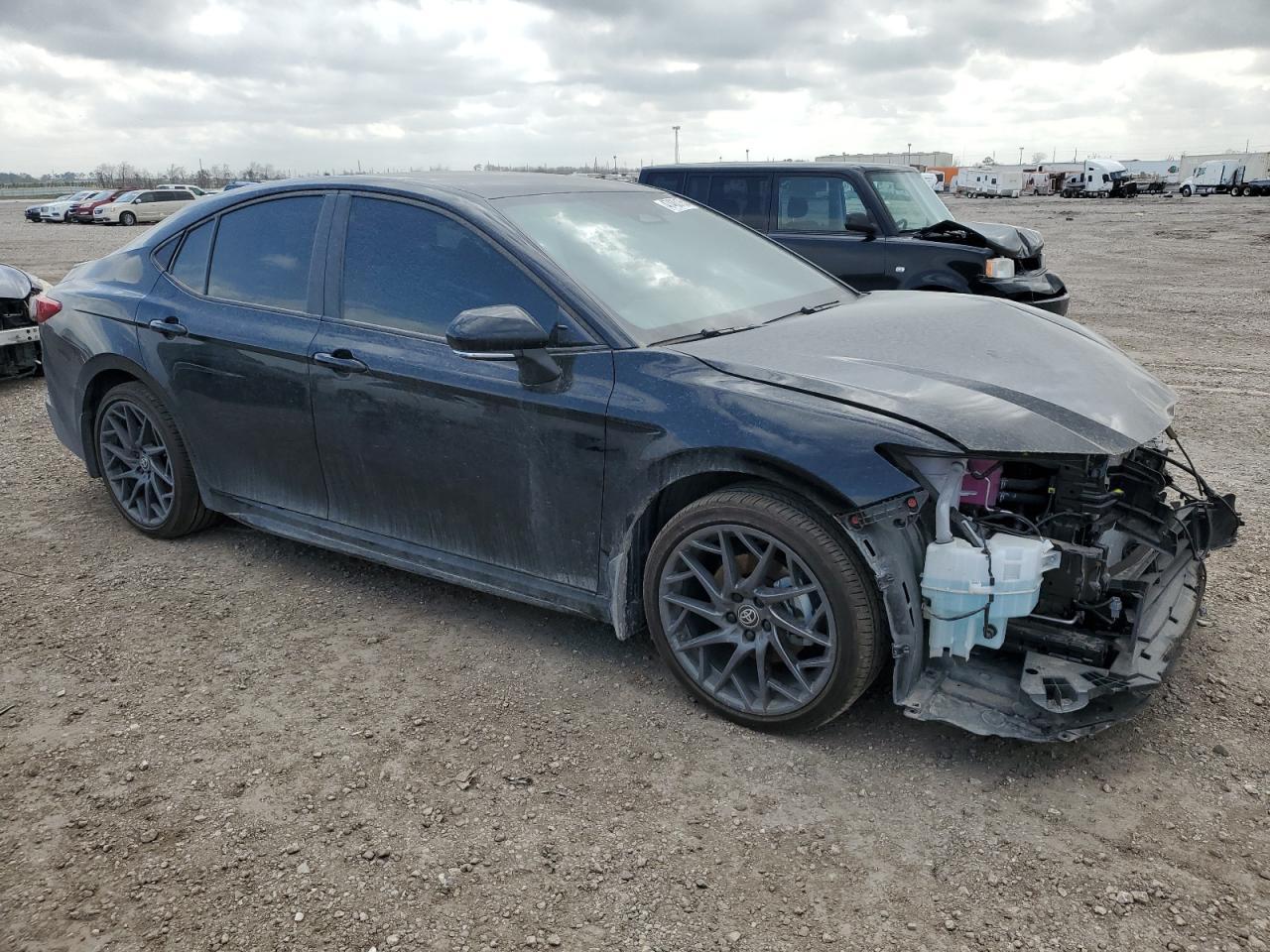2025 TOYOTA CAMRY XSE - Фото 4