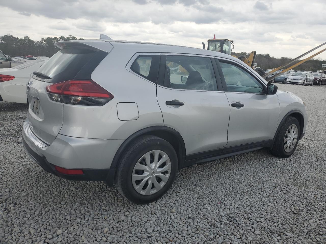 2017 NISSAN ROGUE S - Image 3