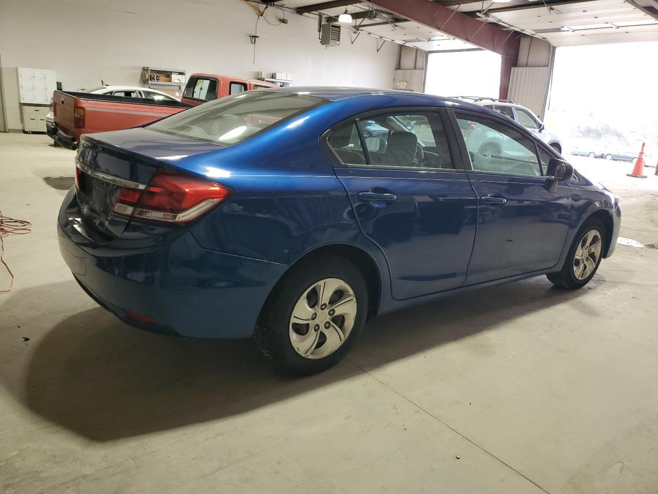 2015 HONDA CIVIC LX - Image 3